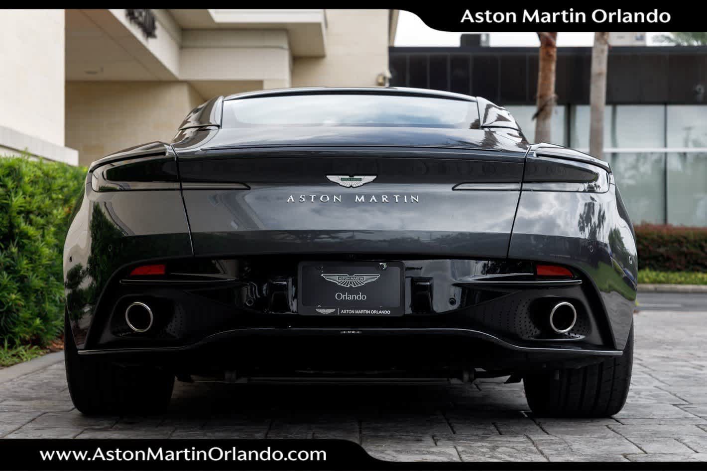 Used 2022 Aston Martin DB11 Coupe RWD image 25