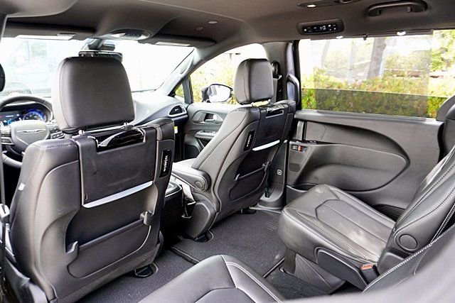 New 2026 Chrysler Pacifica Select AWD/4WD image 20
