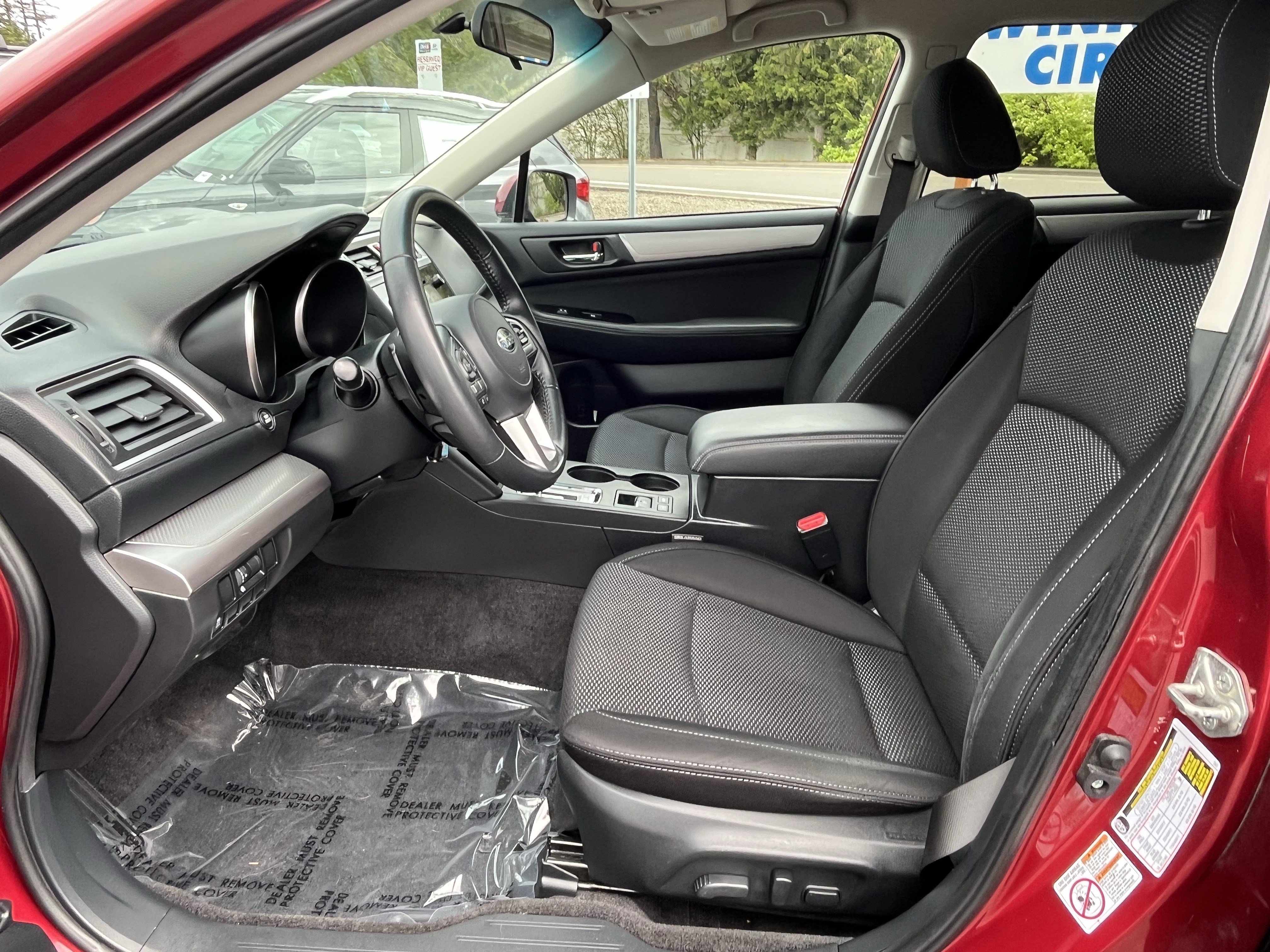 Used 2015 Subaru Outback 2.5i Premium AWD/4WD image 10