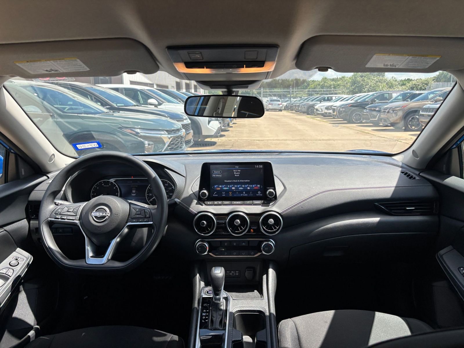 Used 2025 Nissan Sentra SV FWD image 31
