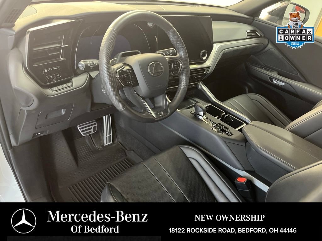 Used 2024 Lexus TX 500h AWD w/ Technology Package image 11
