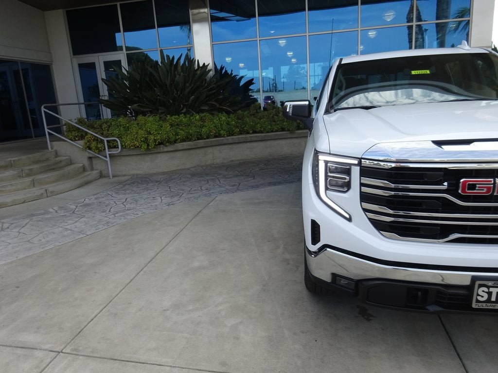 New 2026 GMC Sierra 1500 SLT w/ SLT Premium Package AWD/4WD image 36