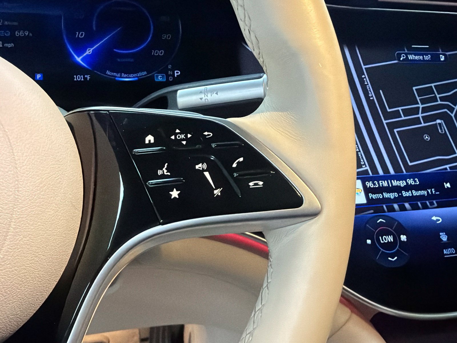 Certified 2023 Mercedes-Benz EQS 580 4MATIC SUV image 31