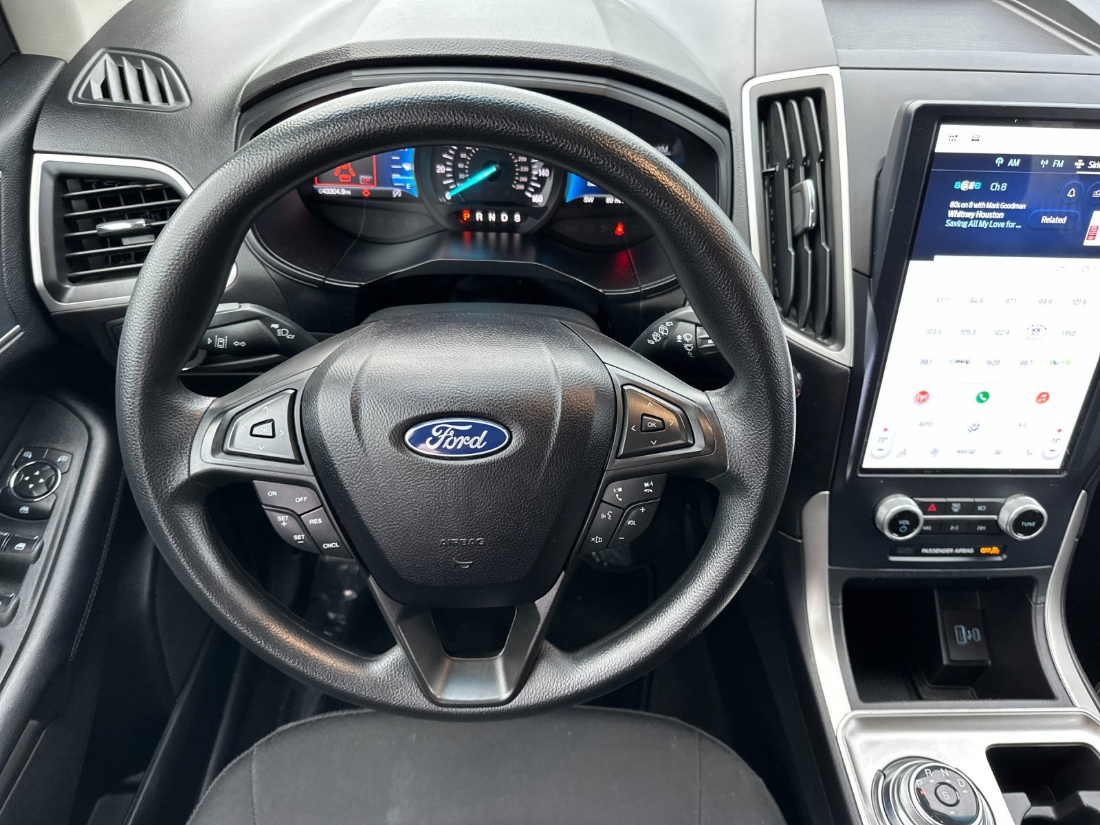 Used 2023 Ford Edge SEL image 14