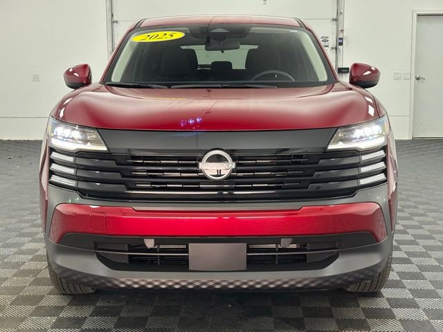 Used 2025 Nissan Kicks SV image 11