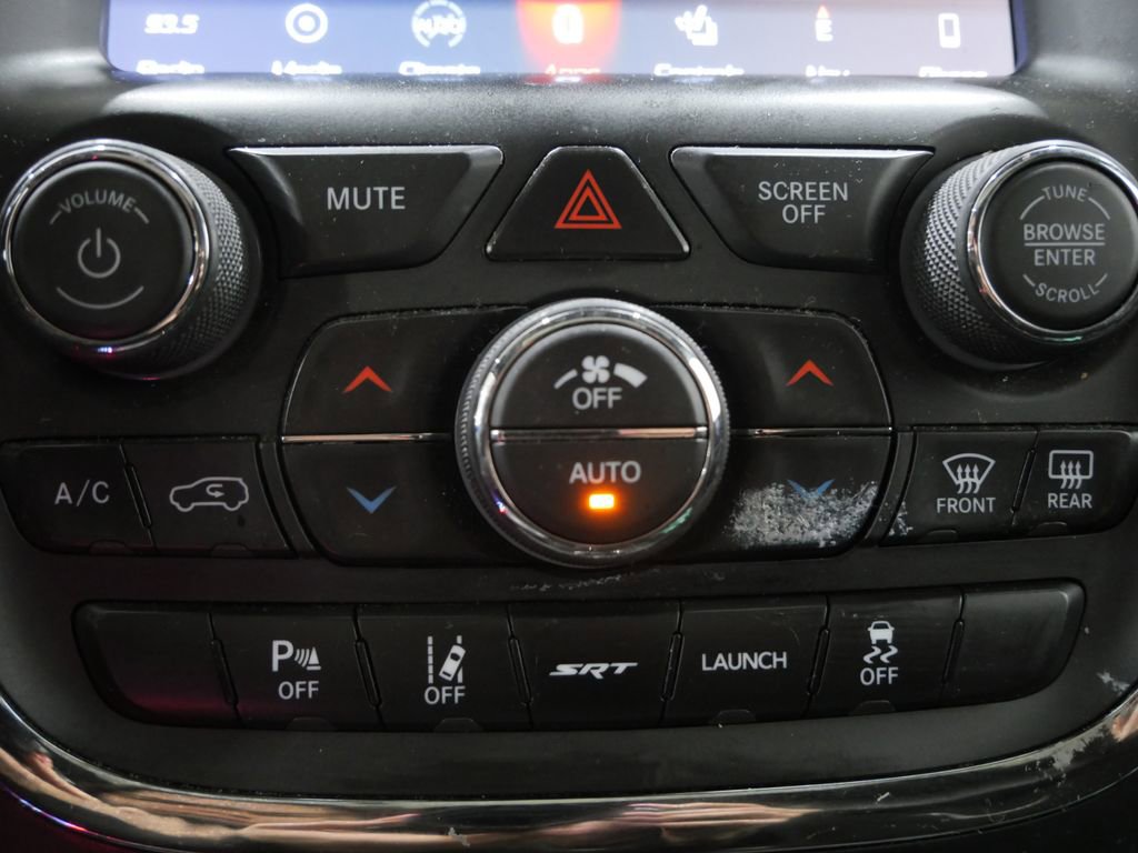 Used 2019 Dodge Durango SRT w/ Technology Group AWD/4WD image 20