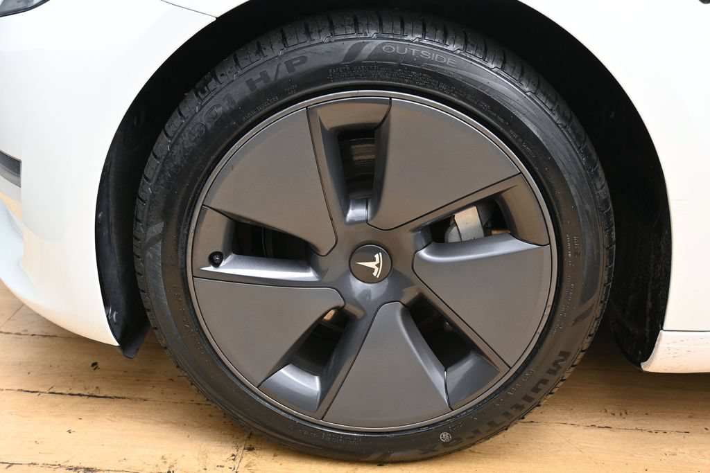 Used 2023 Tesla Model 3 Standard Range RWD image 10