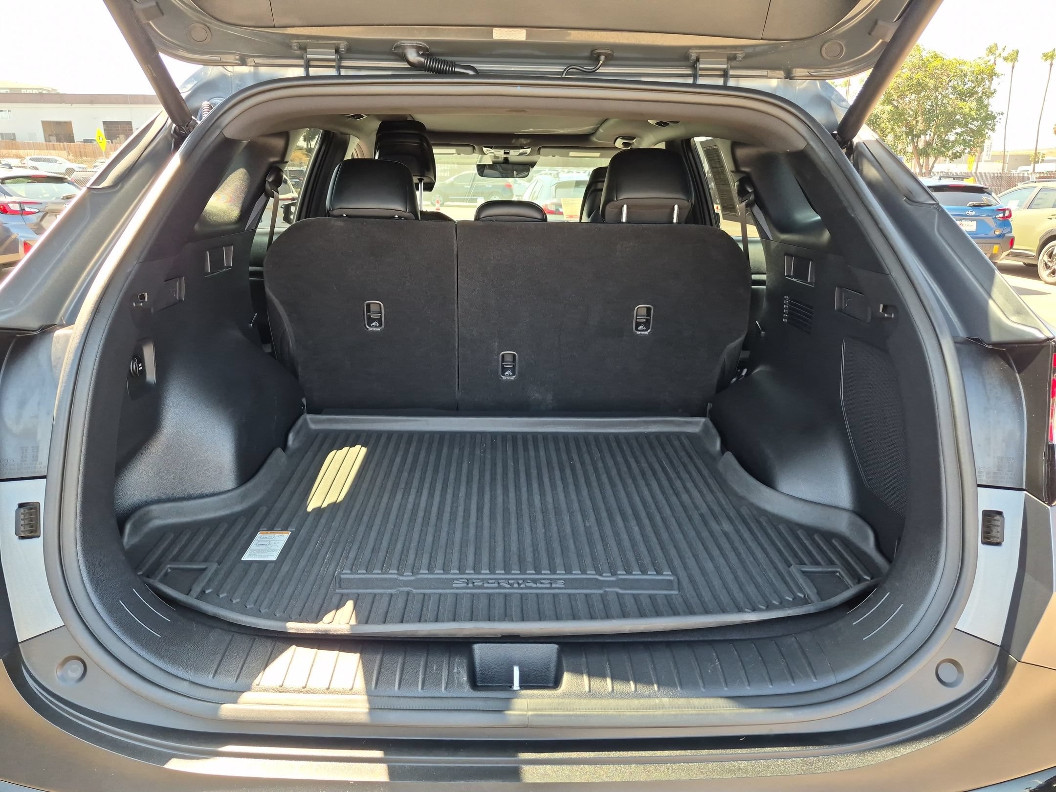 Used 2025 Kia Sportage X-Line Prestige AWD/4WD image 24