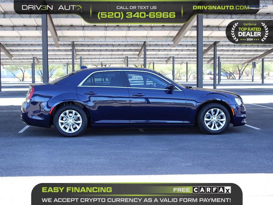 Used 2016 Chrysler 300 Limited image 8