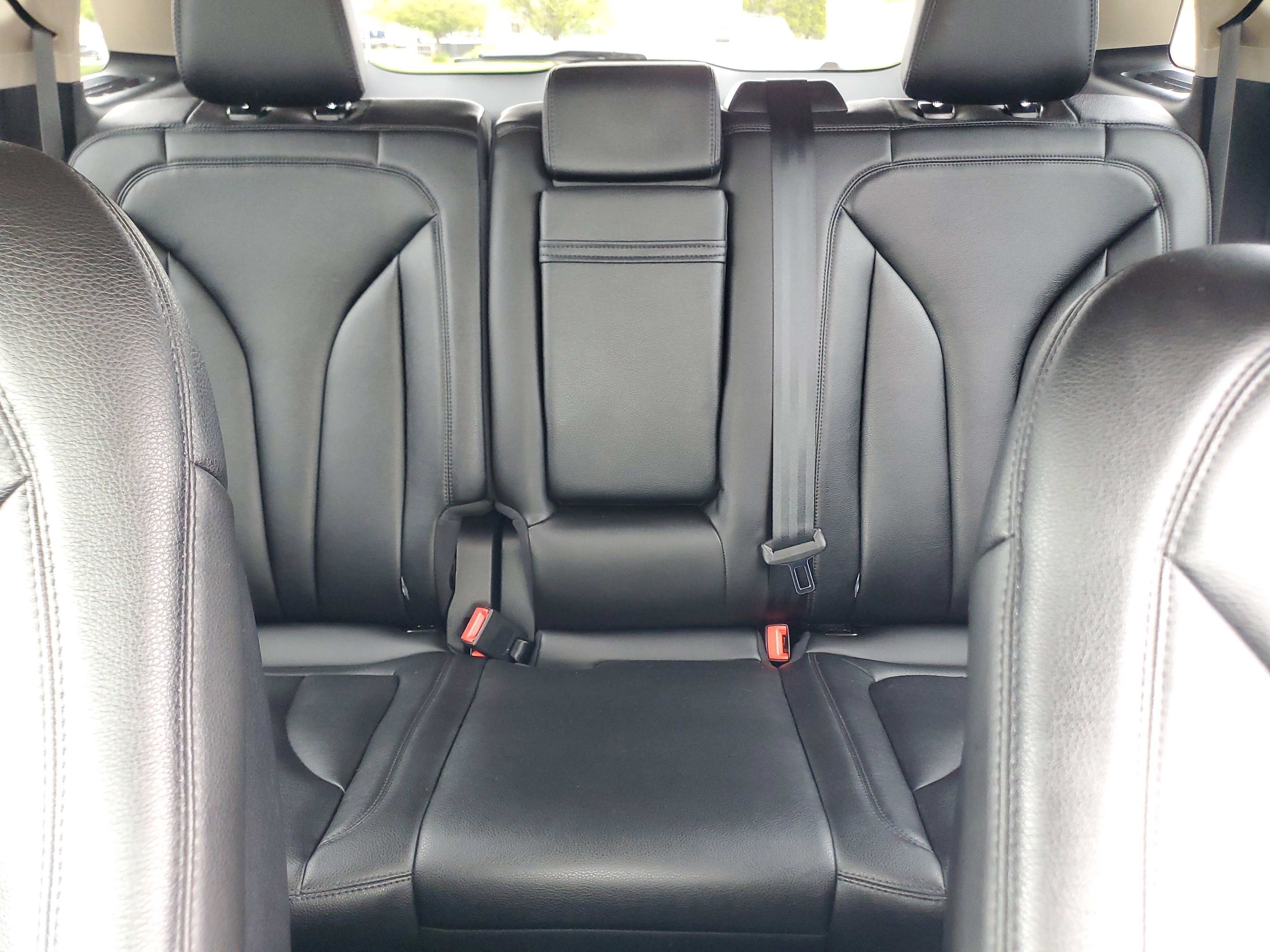 Certified 2023 Lincoln Nautilus AWD w/ Premium Package image 19