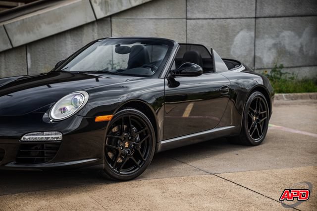 Used 2010 Porsche 911 Carrera RWD image 32