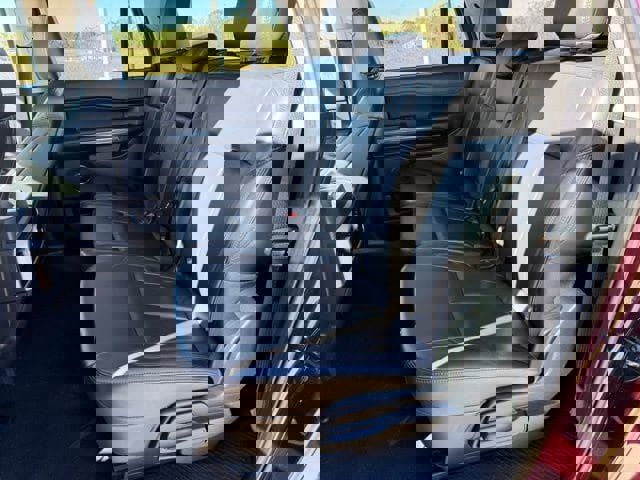 Used 2024 Ford Expedition Max XLT image 13