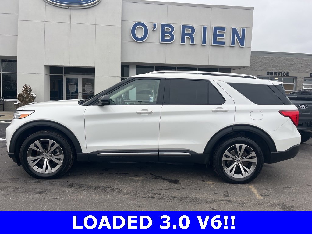 Used 2020 Ford Explorer Platinum w/ Premium Technology Package image 2