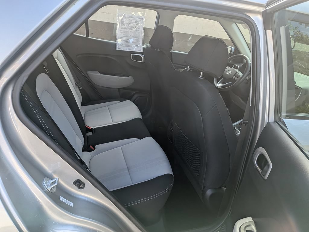 Certified 2024 Hyundai Venue SEL FWD image 32
