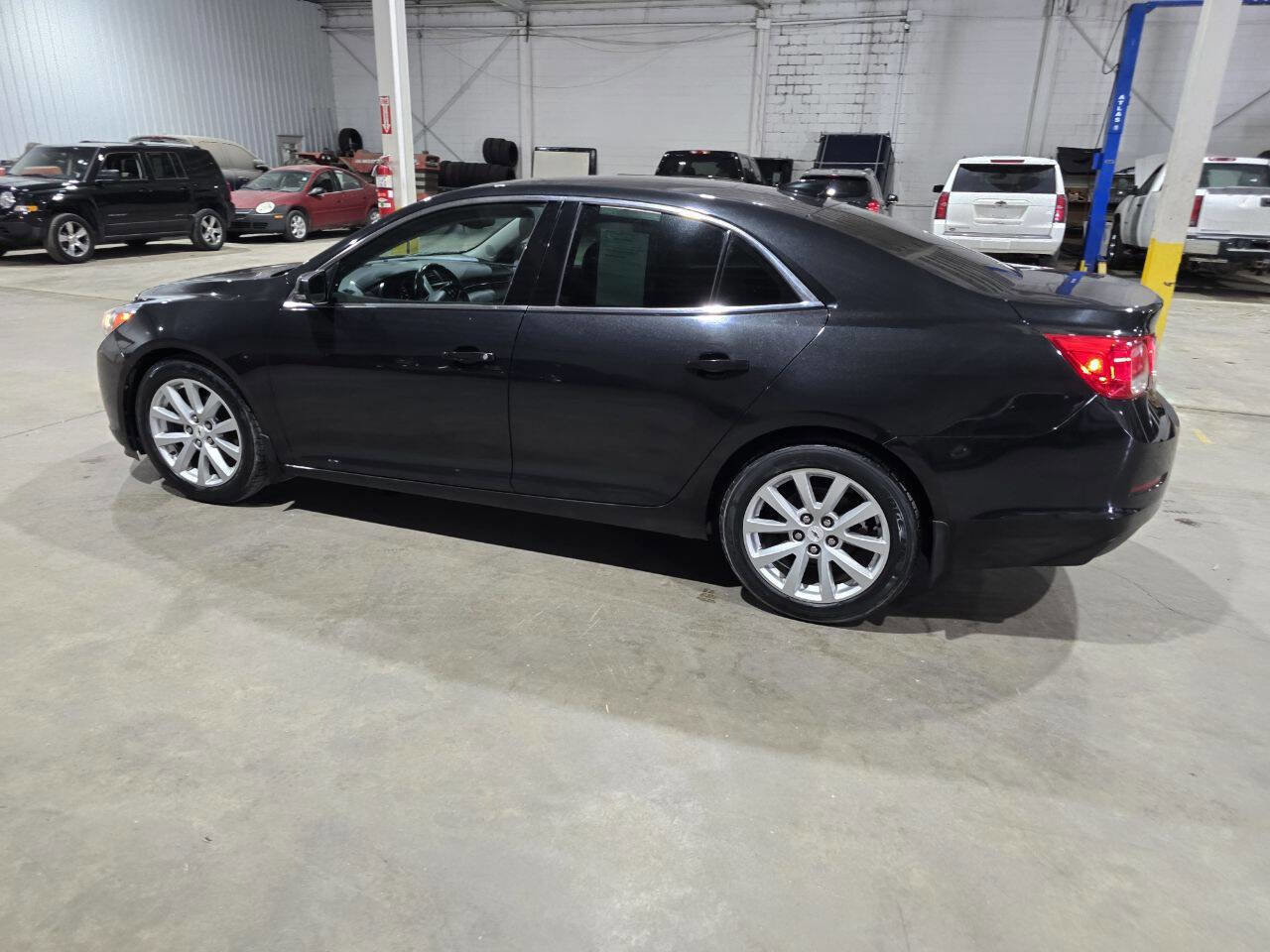 Used 2015 Chevrolet Malibu LT FWD image 6