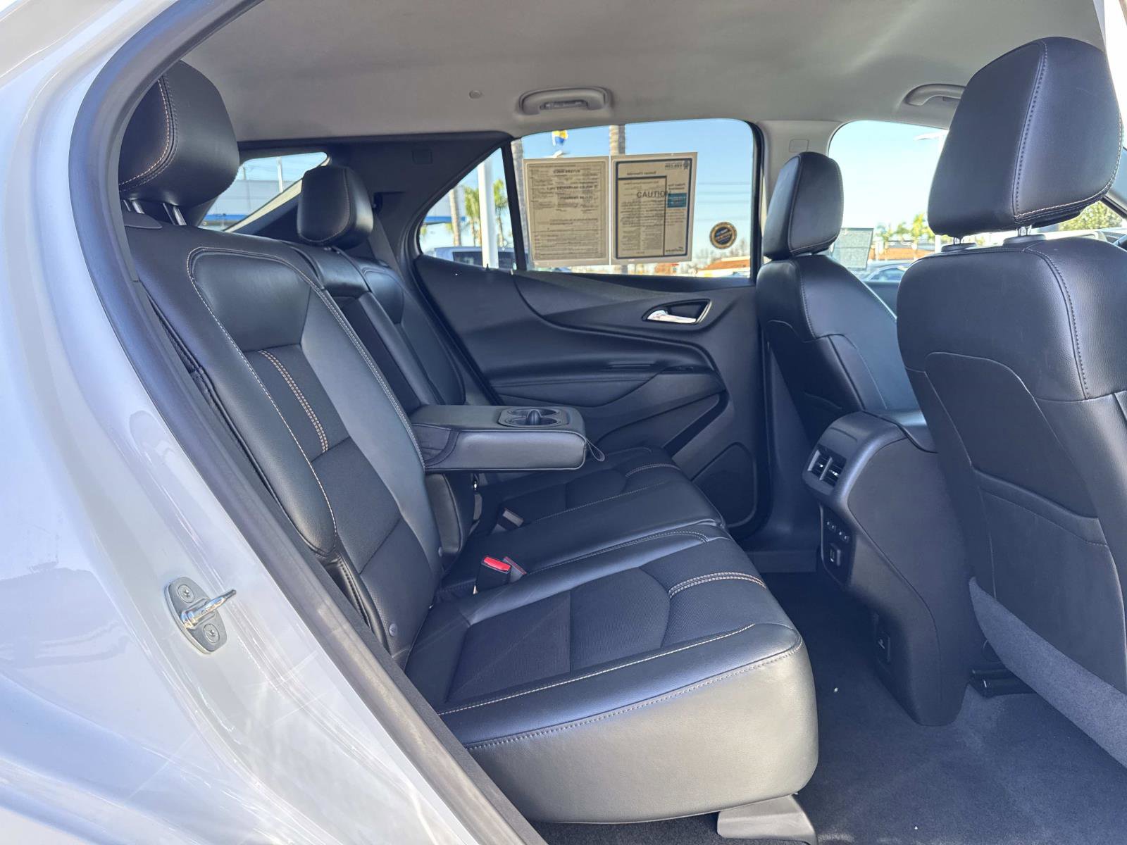 Used 2022 Chevrolet Equinox Premier image 27