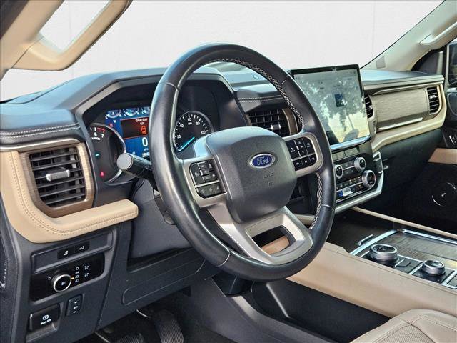 Used 2024 Ford Expedition Max Limited image 10