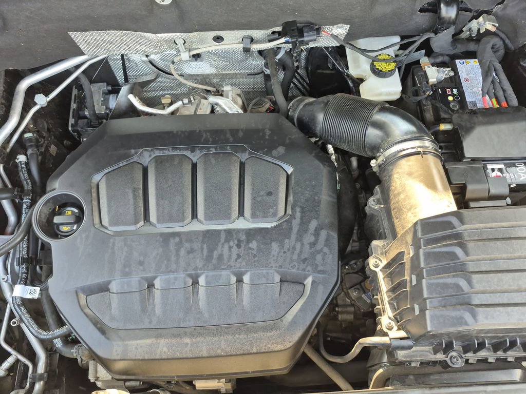 Used 2024 Volkswagen Atlas Cross Sport SE image 17