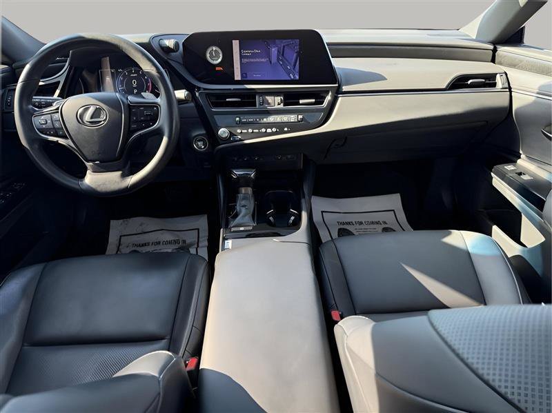 Used 2023 Lexus ES 350 w/ Premium Package FWD image 2