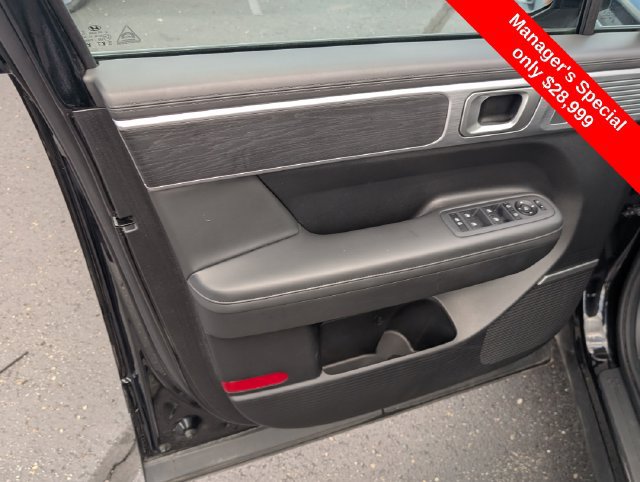 Used 2024 Hyundai Santa Fe Limited AWD/4WD image 16