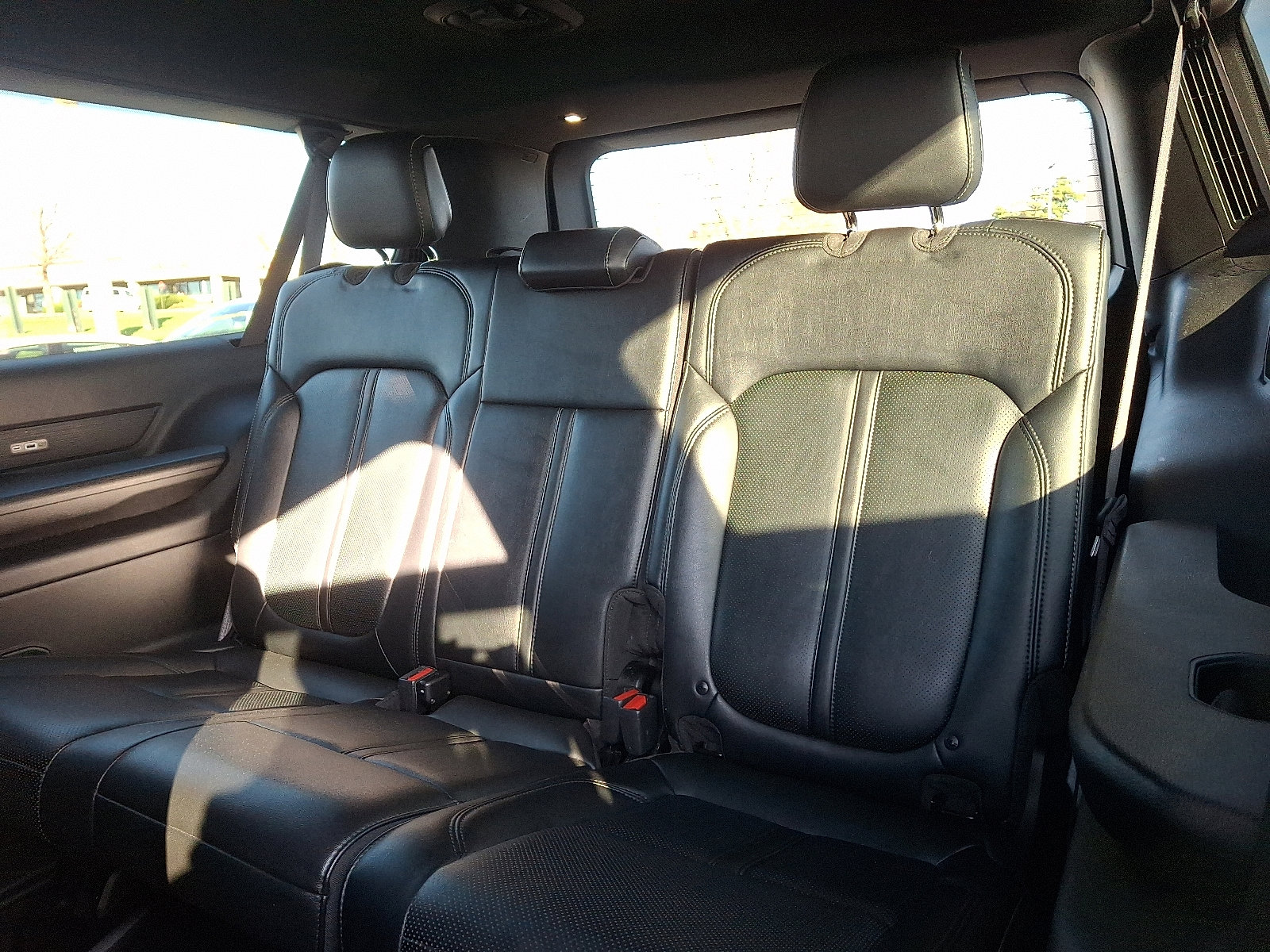 Used 2024 Jeep Wagoneer L Series II w/ Flexible Seating Group image 10