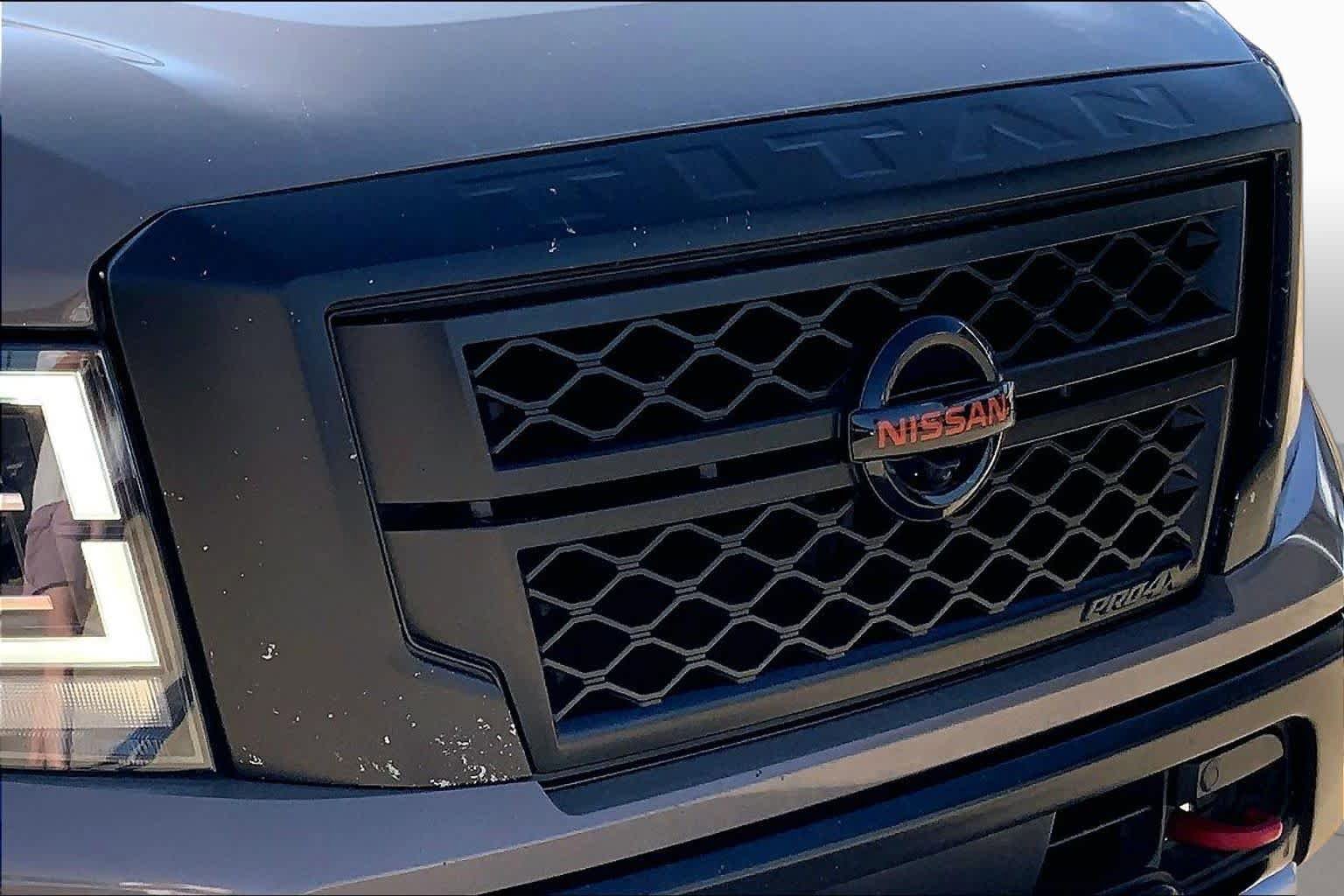 Used 2021 Nissan Titan PRO-4X w/ Pro-4x Convenience Package AWD/4WD image 29