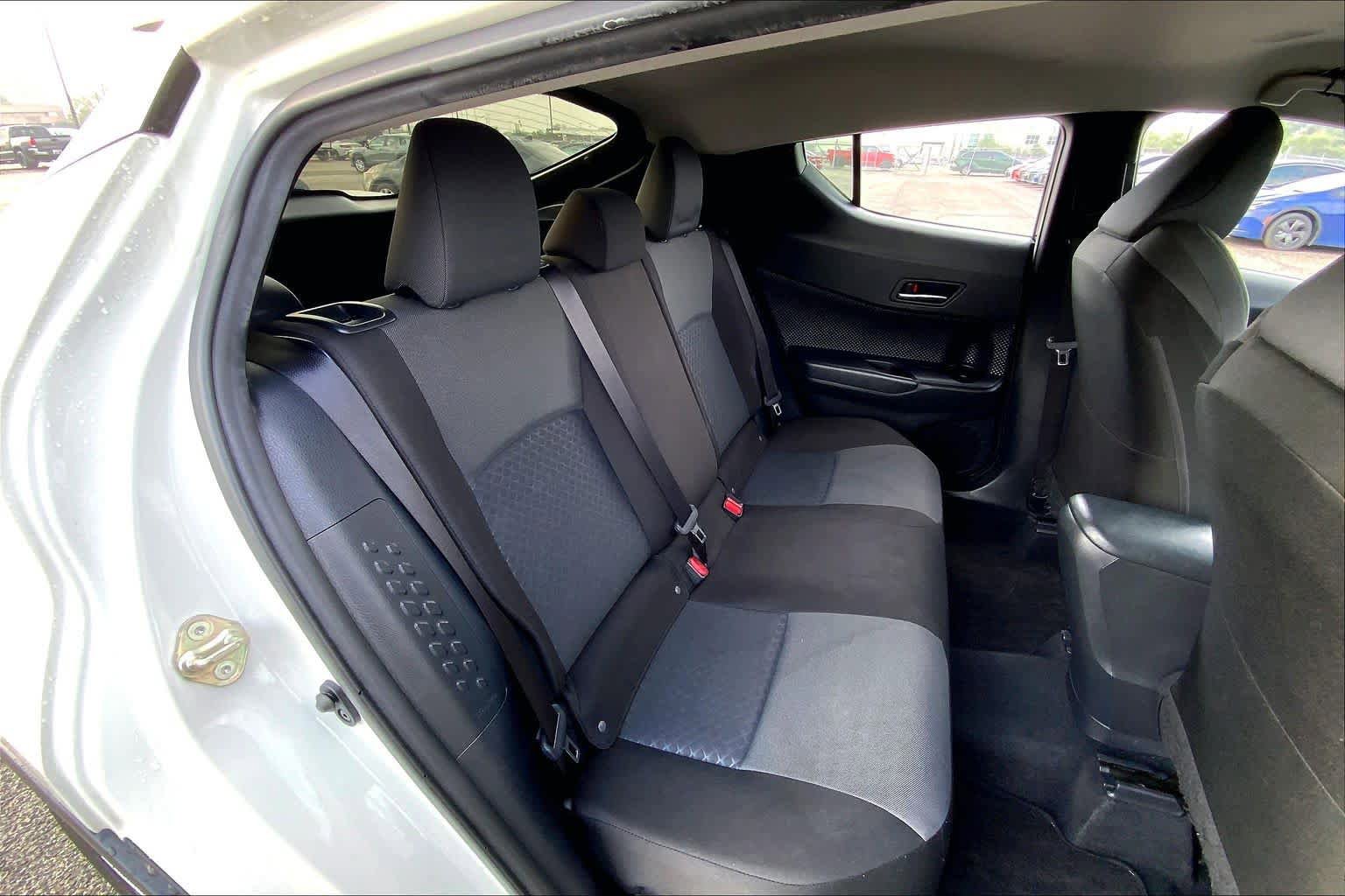 Used 2021 Toyota C-HR LE FWD image 19