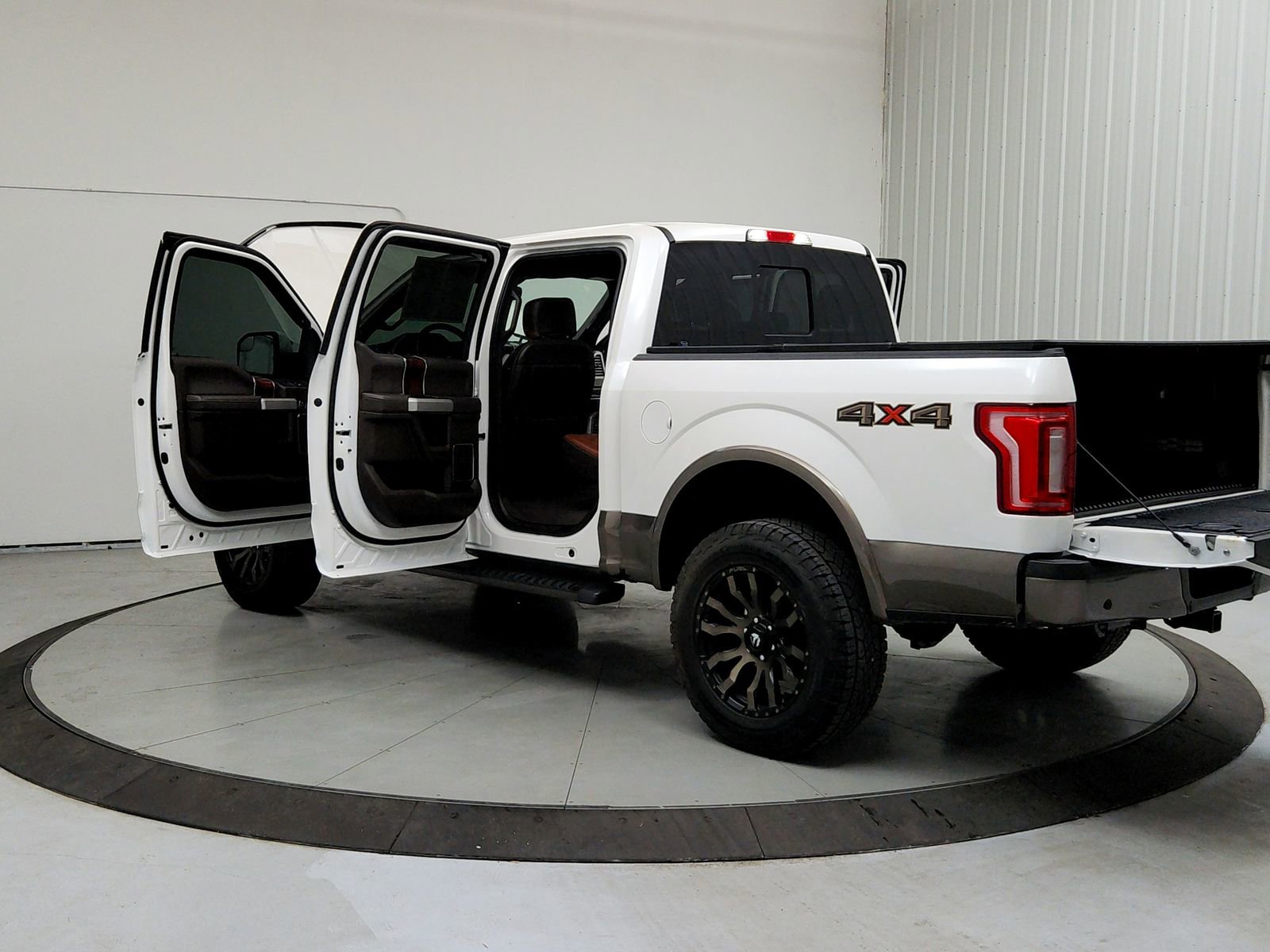 Used 2019 Ford F150 King Ranch image 15