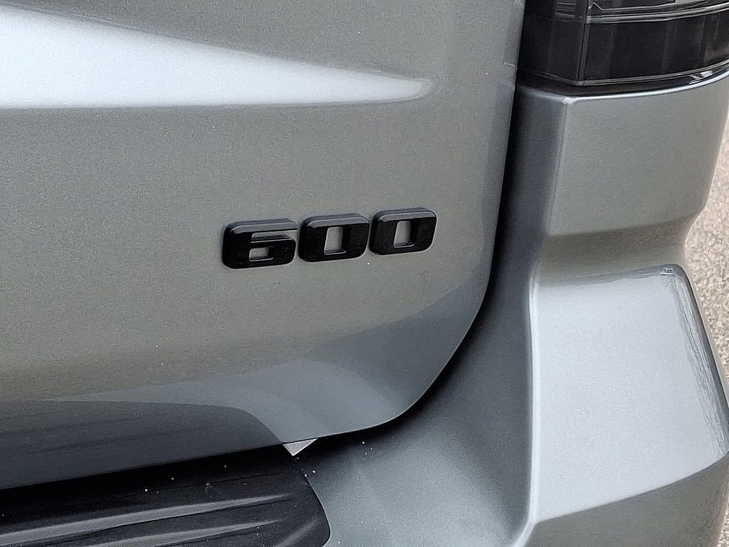 Used 2025 Cadillac Escalade Sport Platinum w/ LPO, Floor Liner Package image 40