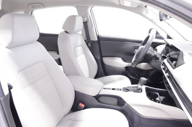 Certified 2025 Honda HR-V LX image 13