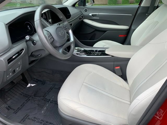 Used 2023 Hyundai Sonata SEL w/ Convenience Package FWD image 13