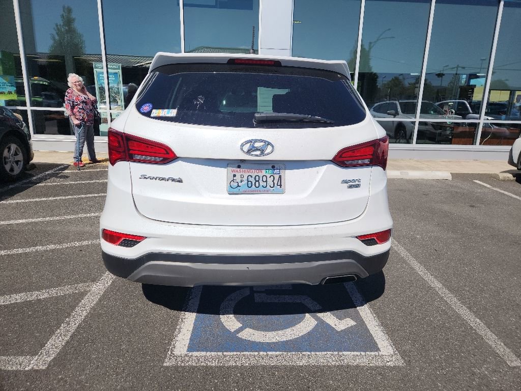 Used 2018 Hyundai Santa Fe Sport AWD/4WD image 6