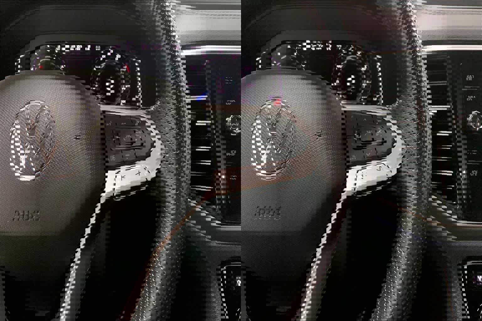 Used 2023 Volkswagen Atlas SEL Premium image 23