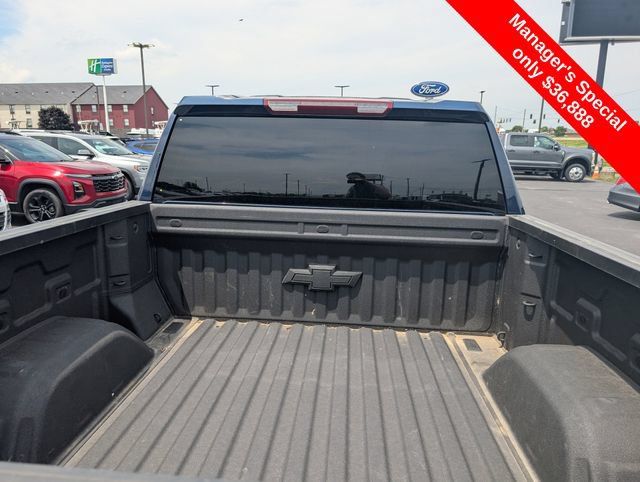 Used 2023 Chevrolet Silverado 1500 RST AWD/4WD image 10