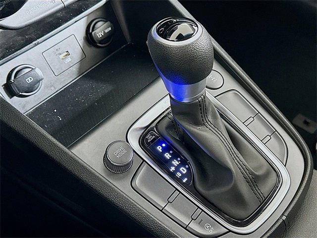 Used 2022 Hyundai Kona SE image 17