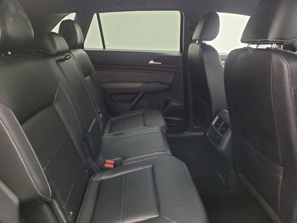 Used 2021 Volkswagen Atlas Cross Sport SE image 19
