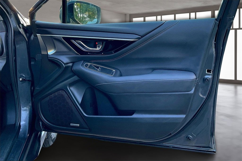 Used 2024 Subaru Outback Limited image 27