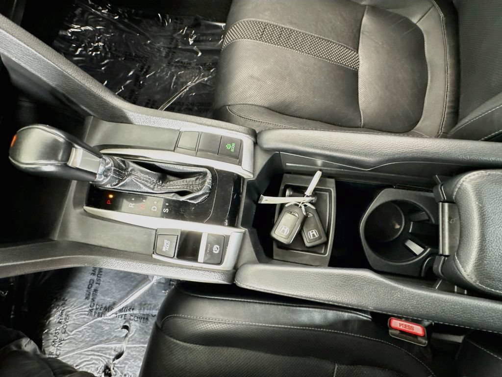 Used 2020 Honda Civic Touring image 17