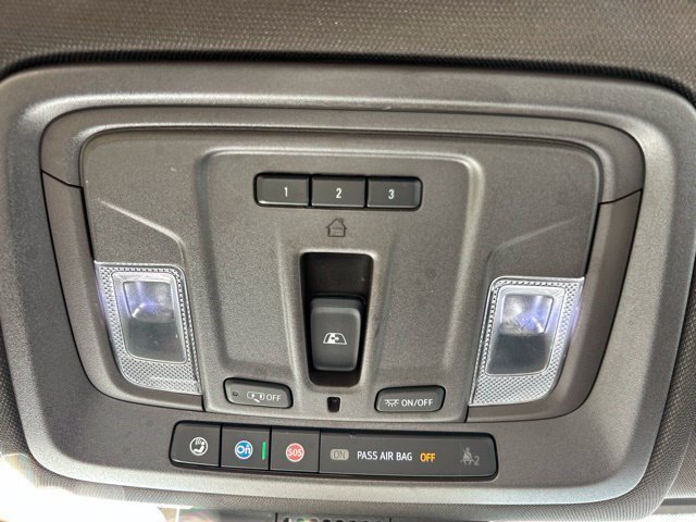 Used 2022 Chevrolet Silverado 1500 LT w/ Convenience Package II AWD/4WD image 40