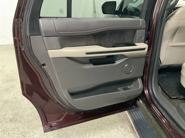 Used 2021 Ford Expedition Max Limited image 20