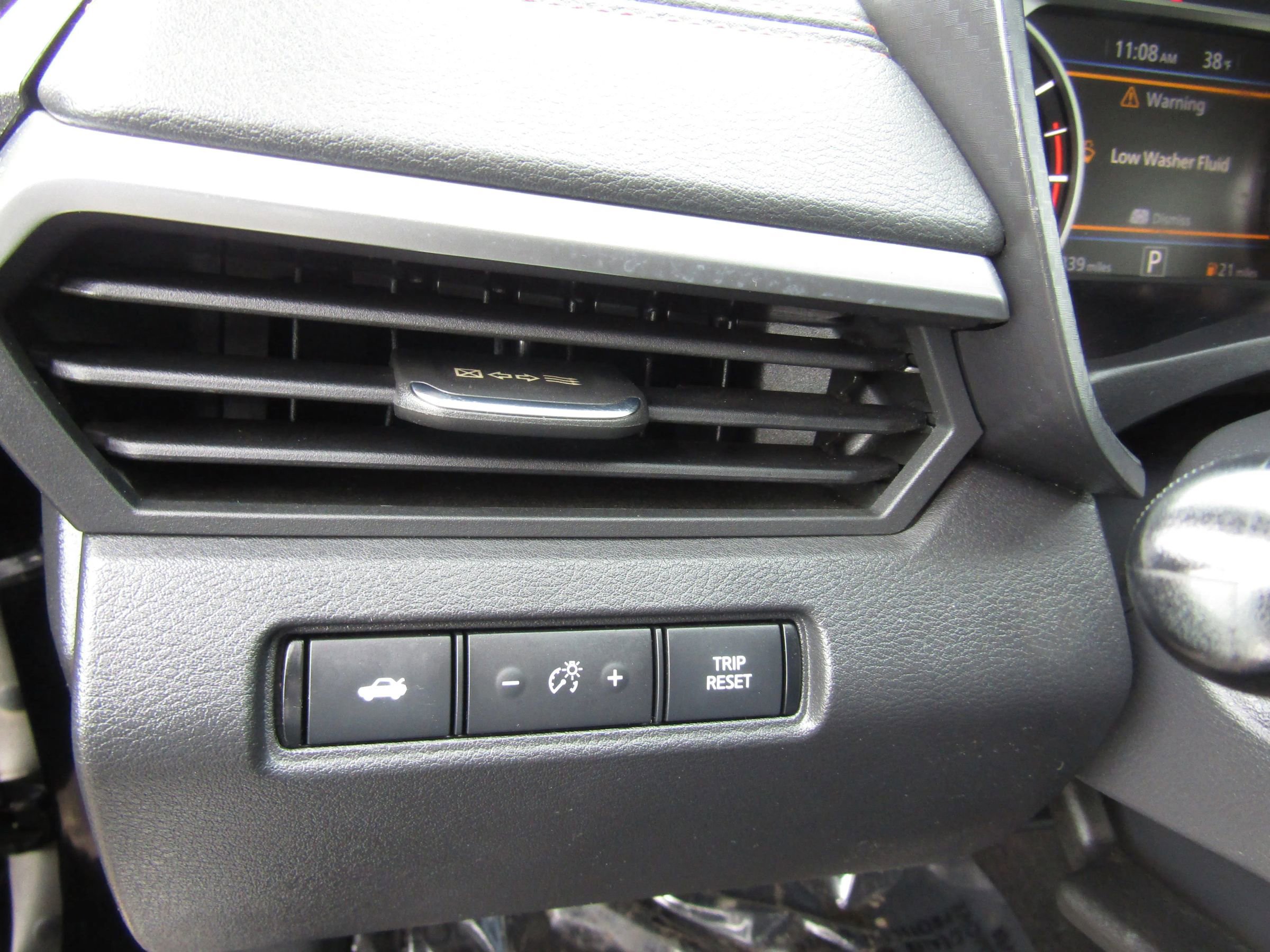 Used 2019 Nissan Altima 2.5 SR w/ SR Premium Package image 21