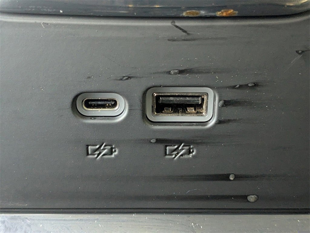 Used 2024 Chevrolet Silverado 2500 LTZ w/ LTZ Convenience Package image 14