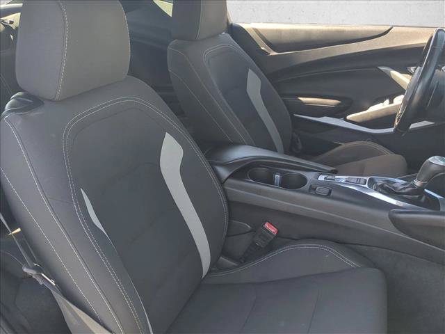 Used 2018 Chevrolet Camaro LT RWD image 19