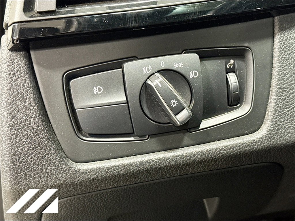 Used 2015 BMW 335i xDrive Sedan image 9