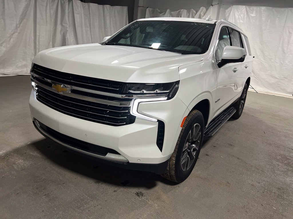 Used 2021 Chevrolet Tahoe LT w/ LT Signature Plus Package RWD image 3