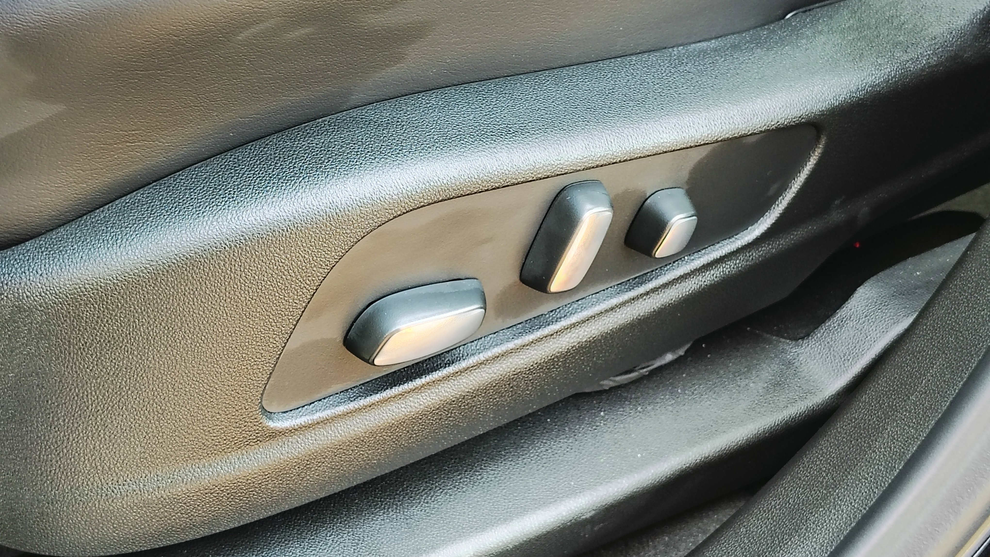 New 2025 Cadillac XT5 Premium Luxury w/ Technology Package image 17