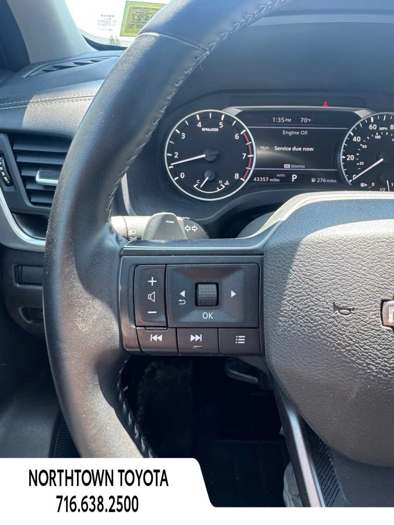 Used 2025 Nissan Rogue SV AWD/4WD image 20