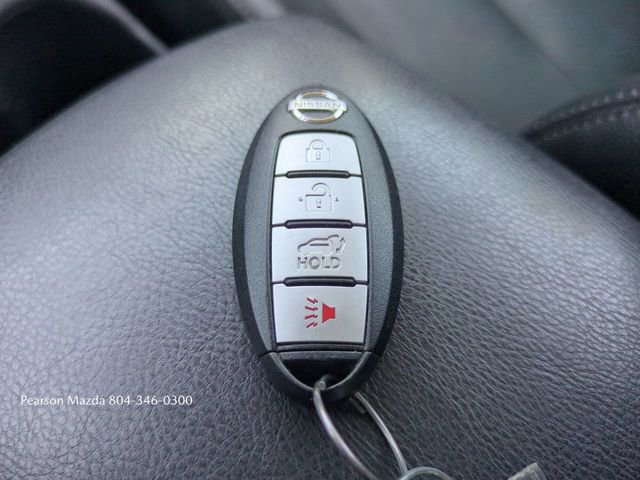 Used 2016 Nissan Rogue SL w/ SL Premium Package AWD/4WD image 32