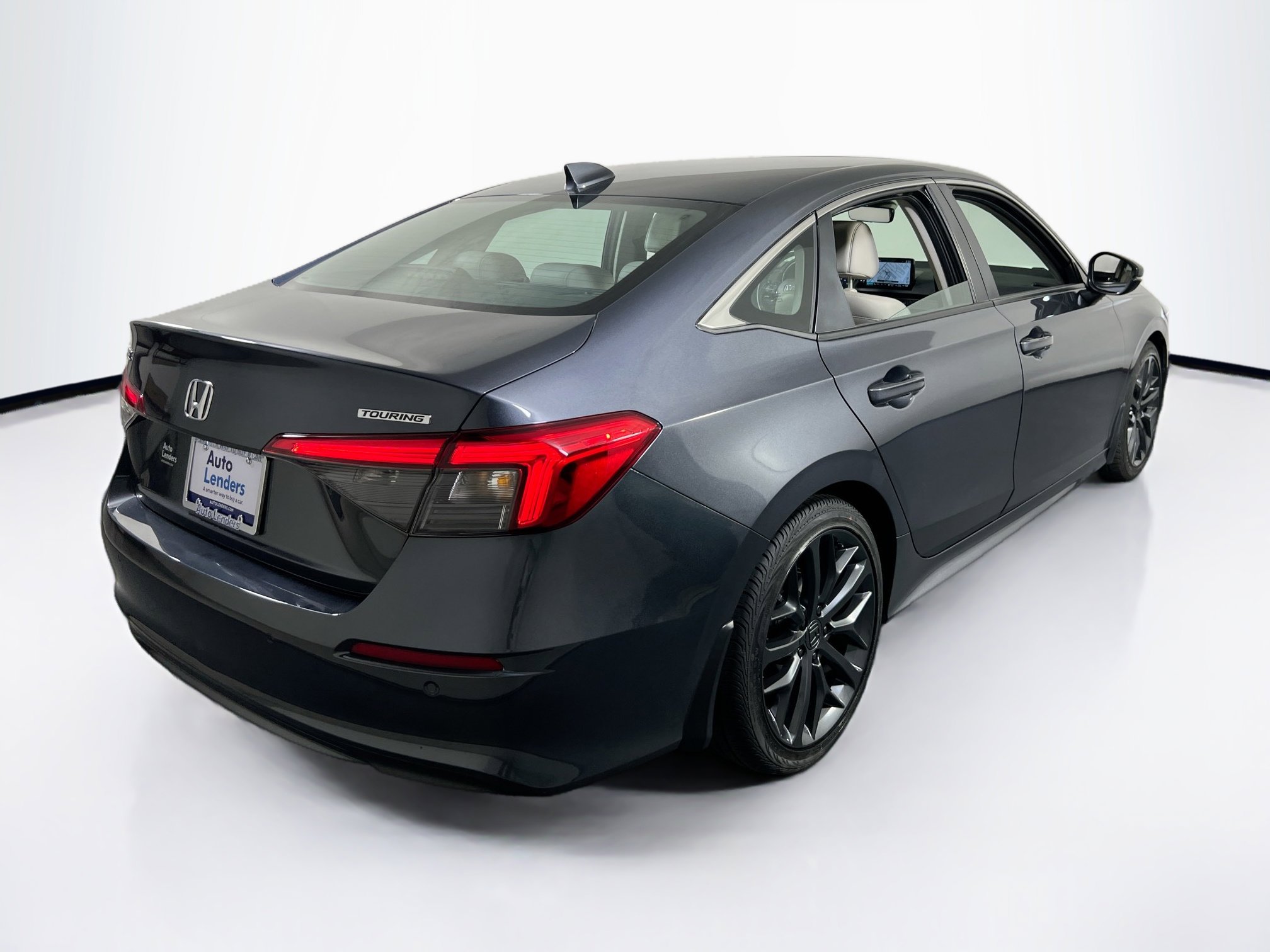 Used 2022 Honda Civic Touring image 5