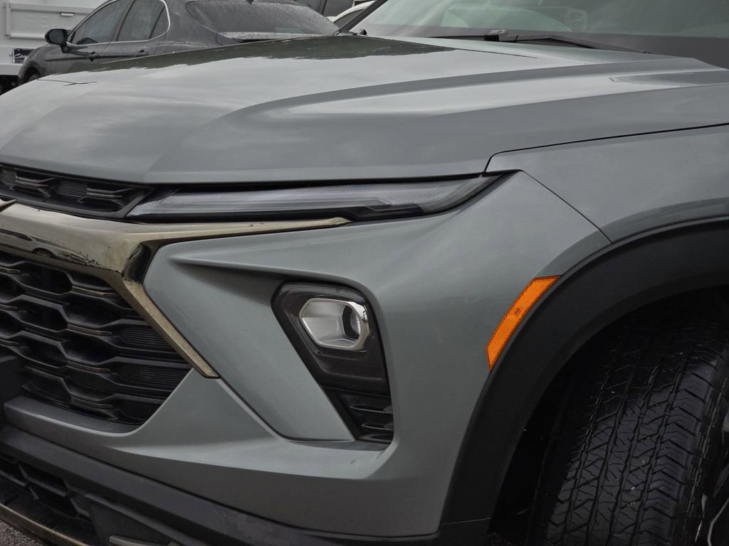 Used 2024 Chevrolet TrailBlazer ACTIV image 28
